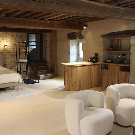 Chateauneuf Suites Exterior foto