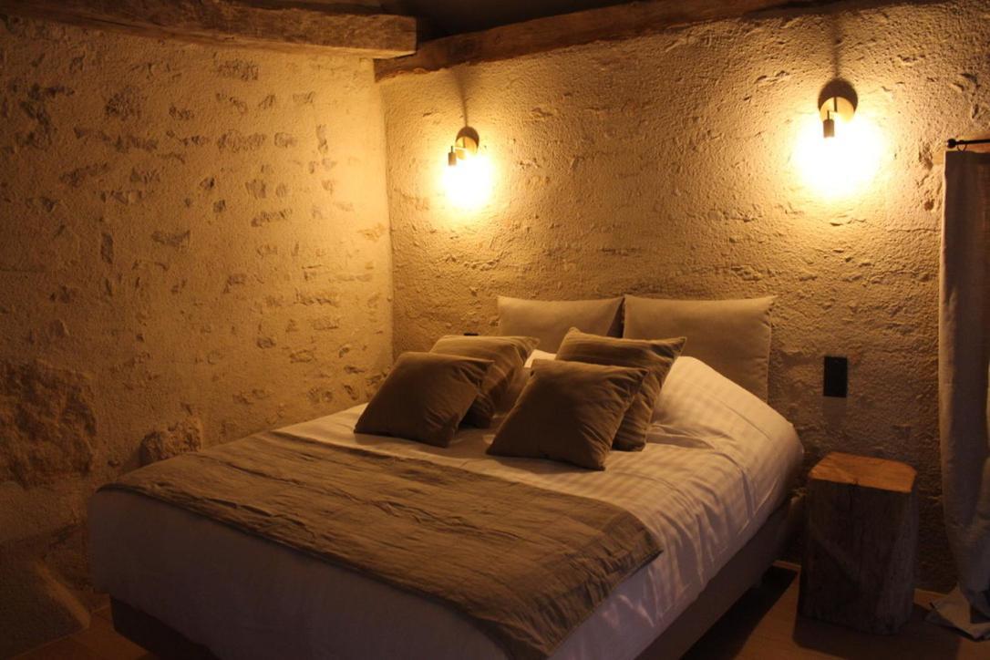 Chateauneuf Suites Quarto foto